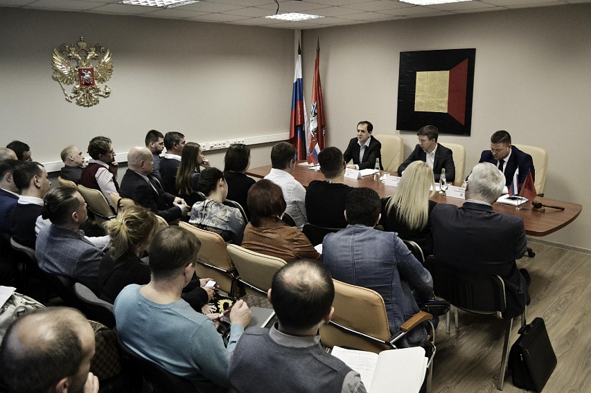  Представители ПБ «Тимофеев и партнеры» приняли участие в круглом столе «Особенности рассмотрения споров ad hoc в РФ» 