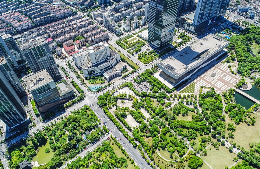 В Москве на месте старых зданий появится 20 млн "квадратов" недвижимости